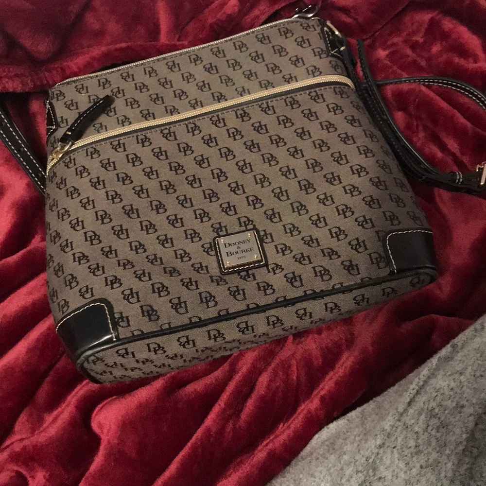 Dooney & Bourke Crossbody